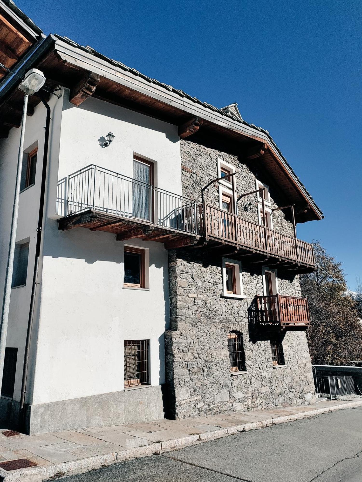 Апартаменти La Guida E L'Architetto Сен-Ремі-ан-Босс Екстер'єр фото